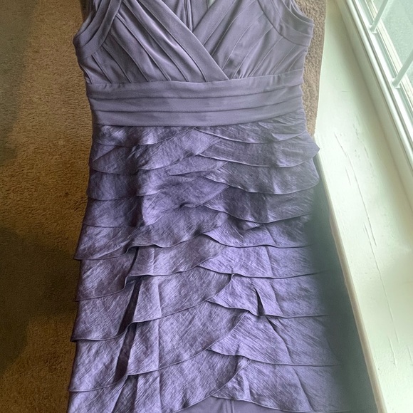 Woman’s Dress - Picture 4 of 7